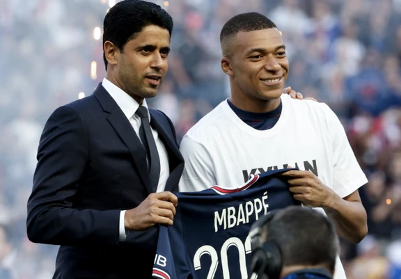 Chủ tịch PSG và Mbappe