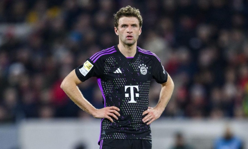 Pha việt vị gây tranh cãi làm bùng phát sự bùng nổ từ Thomas Müller trong trận Bayern Munich vs Real Madrid